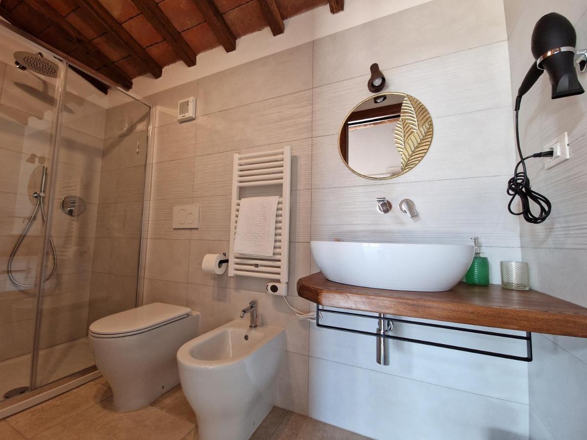 Agriturismo Giu Al Pozzo Gavorrano Luaran gambar