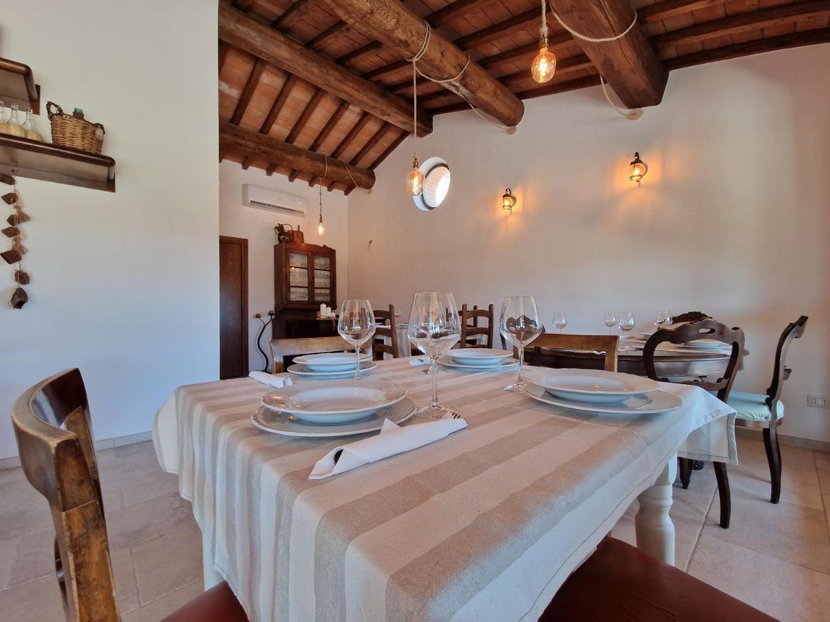 Agriturismo Giu Al Pozzo Gavorrano Luaran gambar