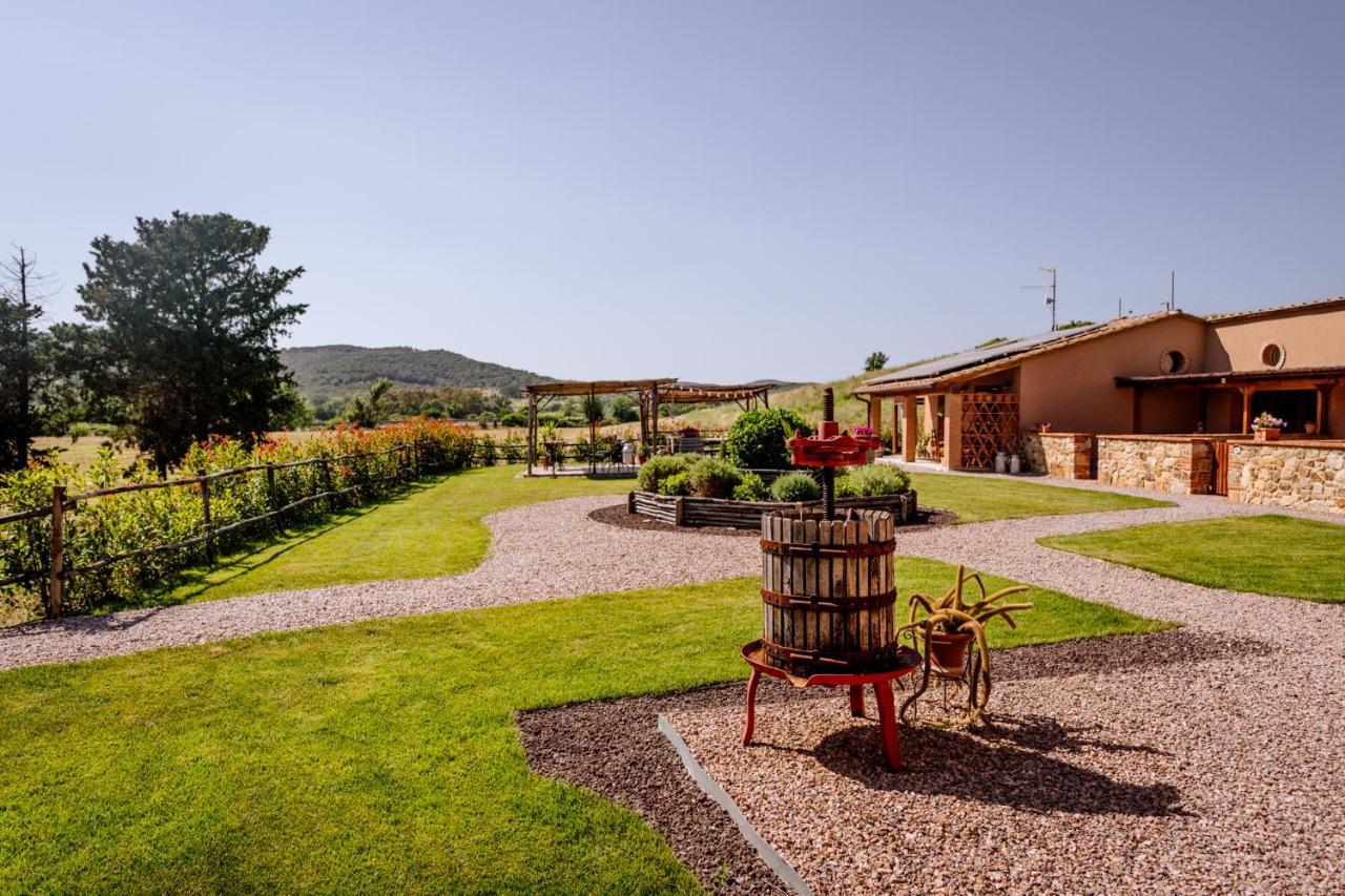 Agriturismo Giu Al Pozzo Gavorrano Luaran gambar
