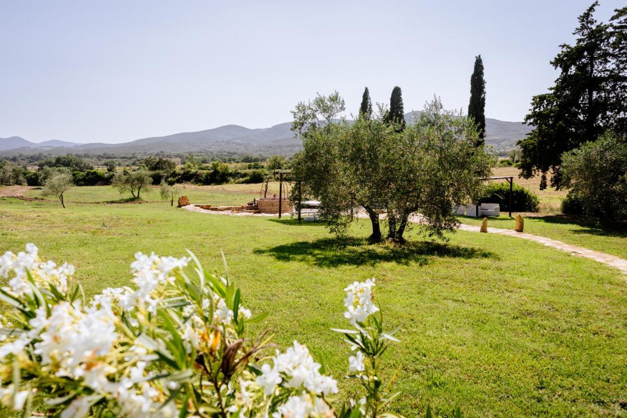 Agriturismo Giu Al Pozzo Gavorrano Luaran gambar