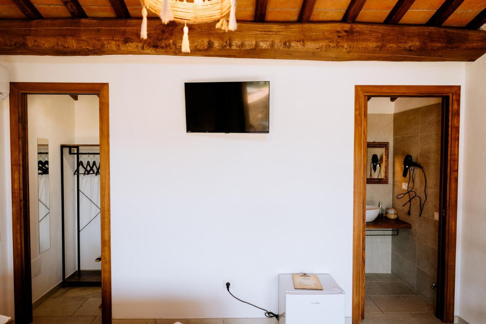 Agriturismo Giu Al Pozzo Gavorrano Luaran gambar