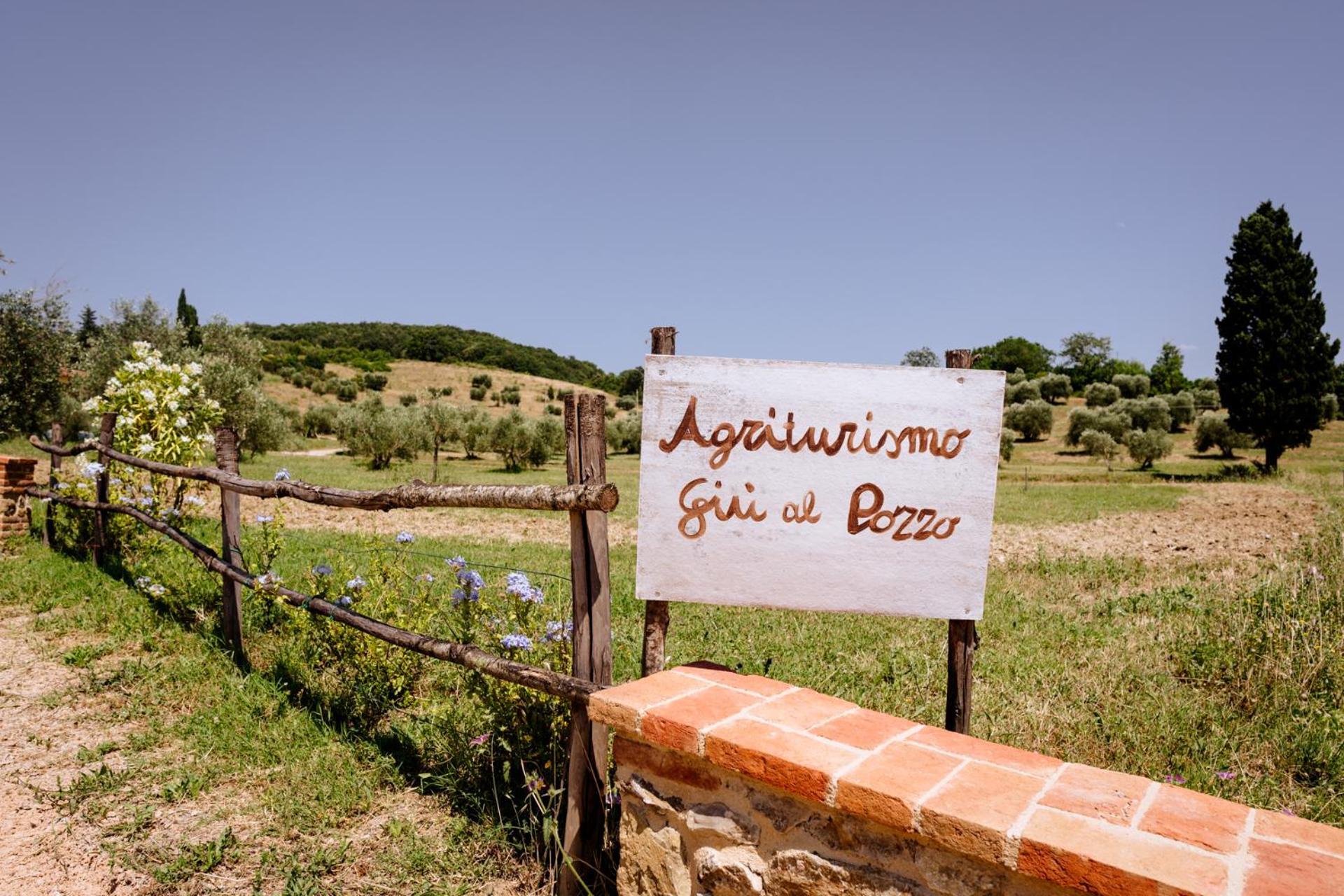 Agriturismo Giu Al Pozzo Gavorrano Luaran gambar