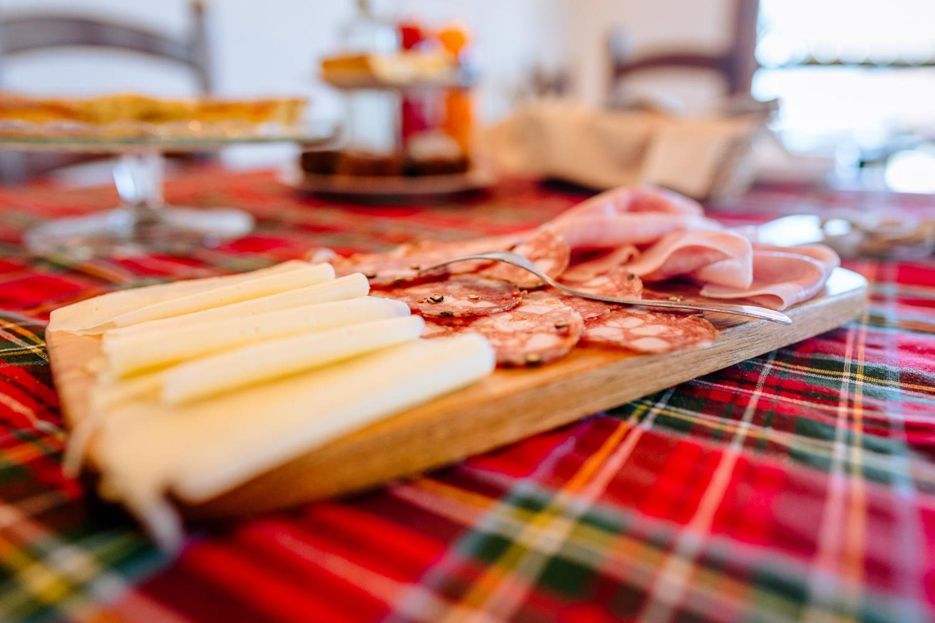 Agriturismo Giu Al Pozzo Gavorrano Luaran gambar